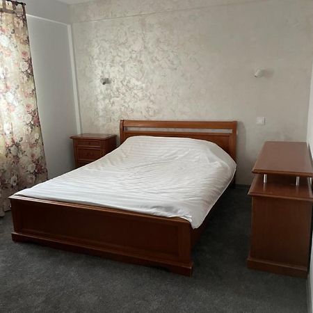 Eroilor Apartament Apartment Suceava Ngoại thất bức ảnh